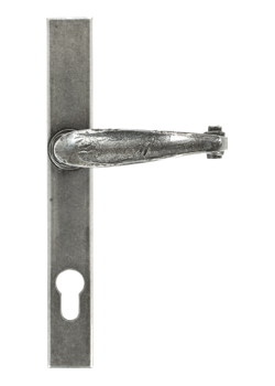 Sculptured door handle in pewter