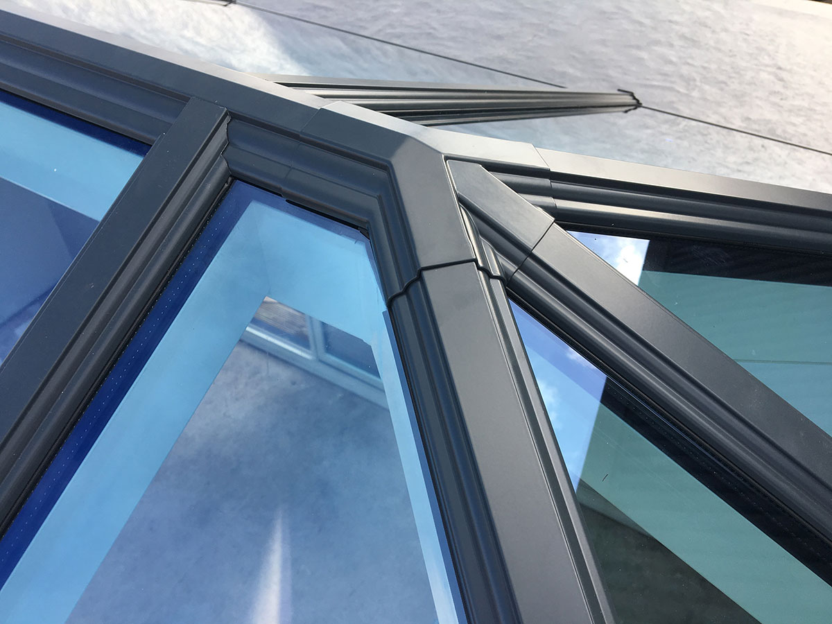 Korniche Aluminium lantern Roof